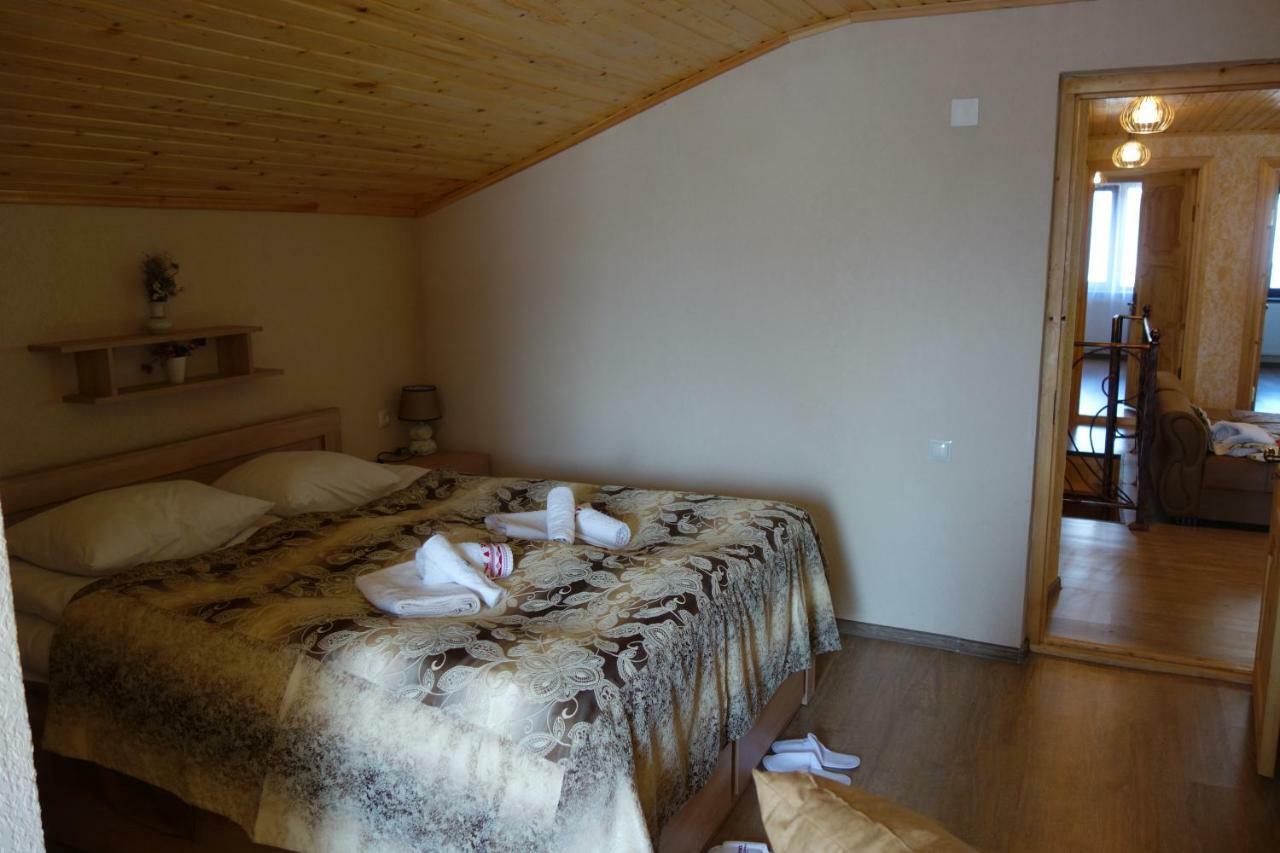 Guest House 26 Mestia Exterior foto
